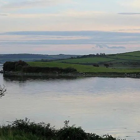 Charming For Two Guests By The River Shannon, Ireland * Effernan