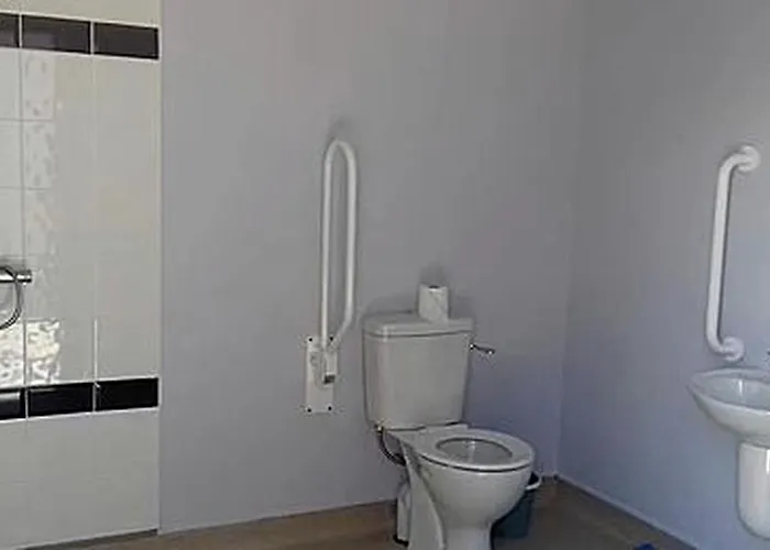 Charming For Two Guests By River Shannon, Ireland Vakantiehuis