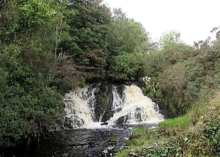 Charming For Two Guests By River Shannon, Ireland